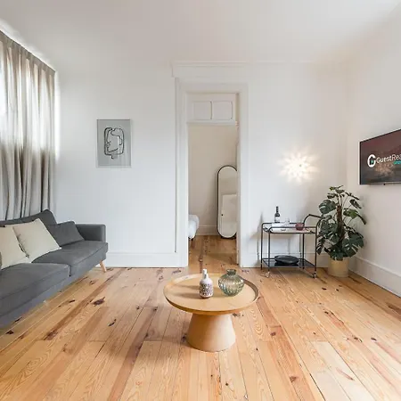 Guestready - Alegria Building * Порту