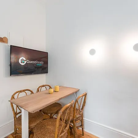 Guestready - Alegria Building * Порту